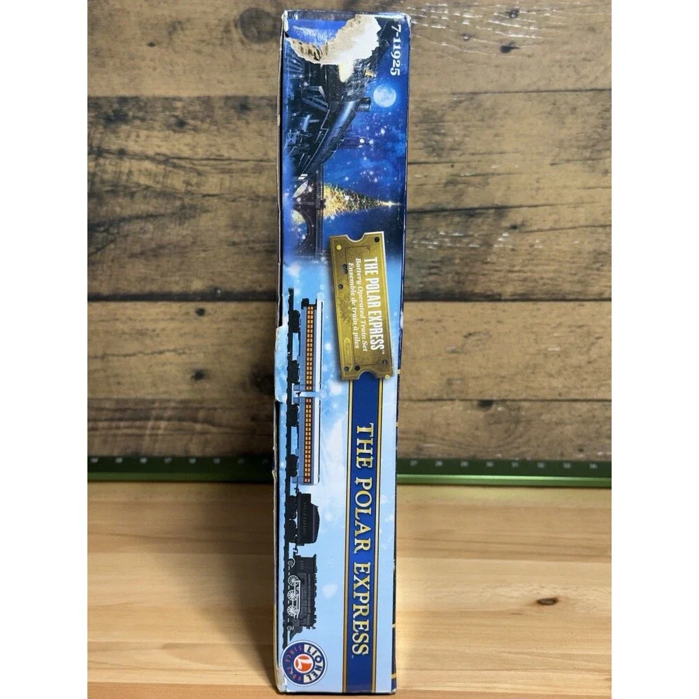 🔥 NEW- Lionel The Polar Express Battery Operated Train Set 7-11925 28 Piece